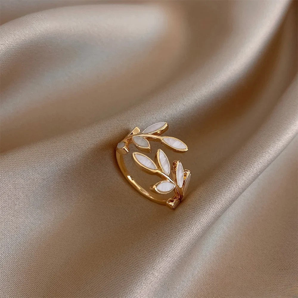 Isolde | Adjustable Gold Ring